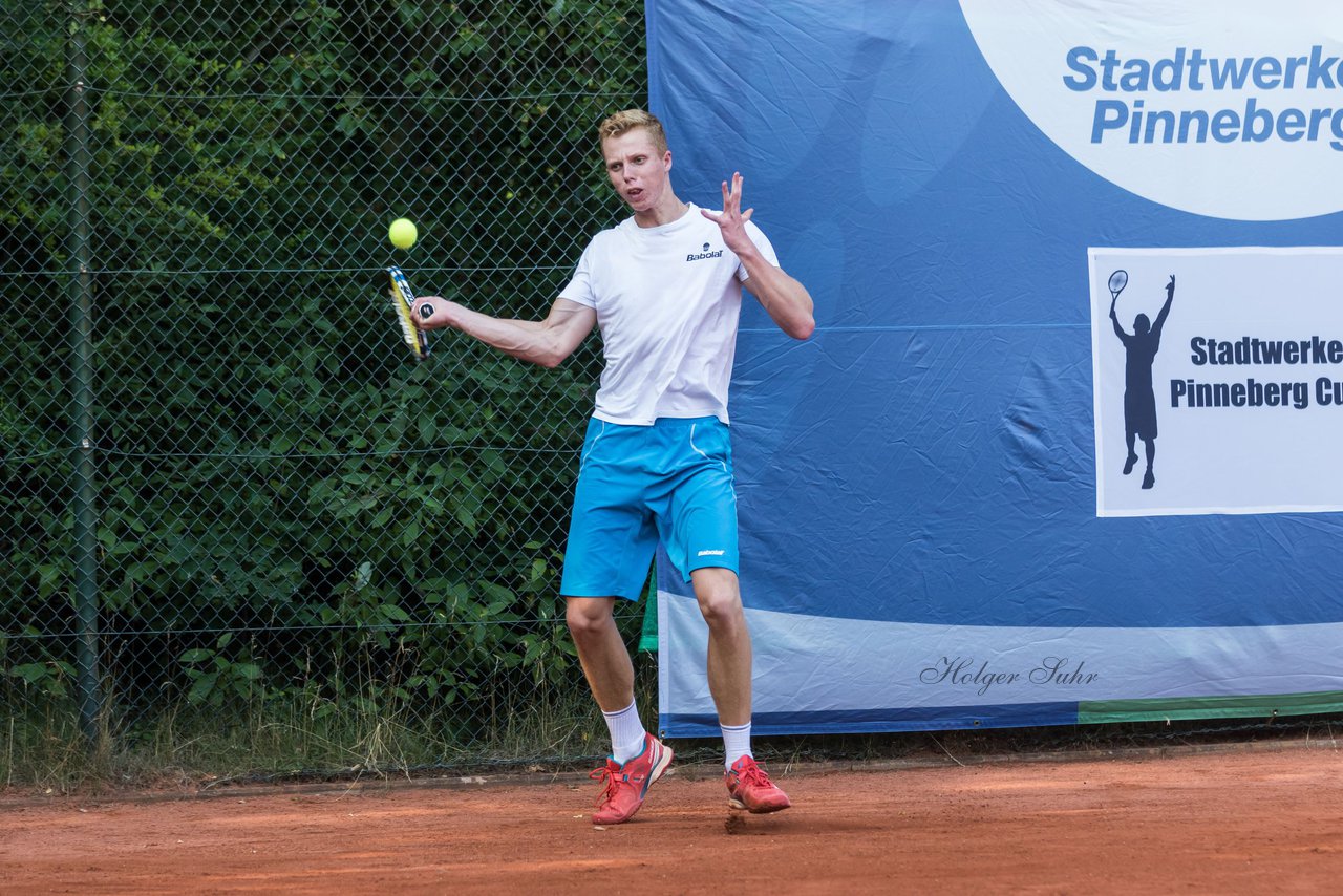 Bild 544 - Stadtwerke Pinneberg Cup Freitag